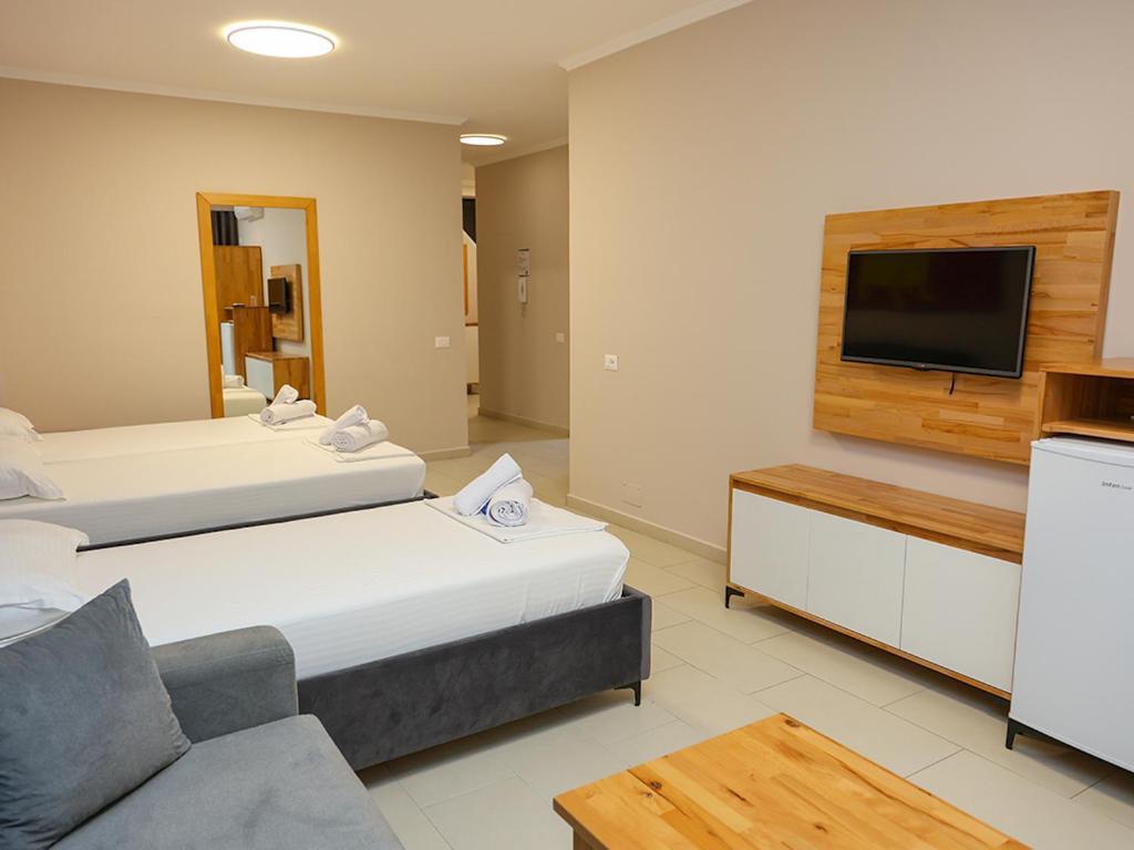 Adria 3* Shëngjin